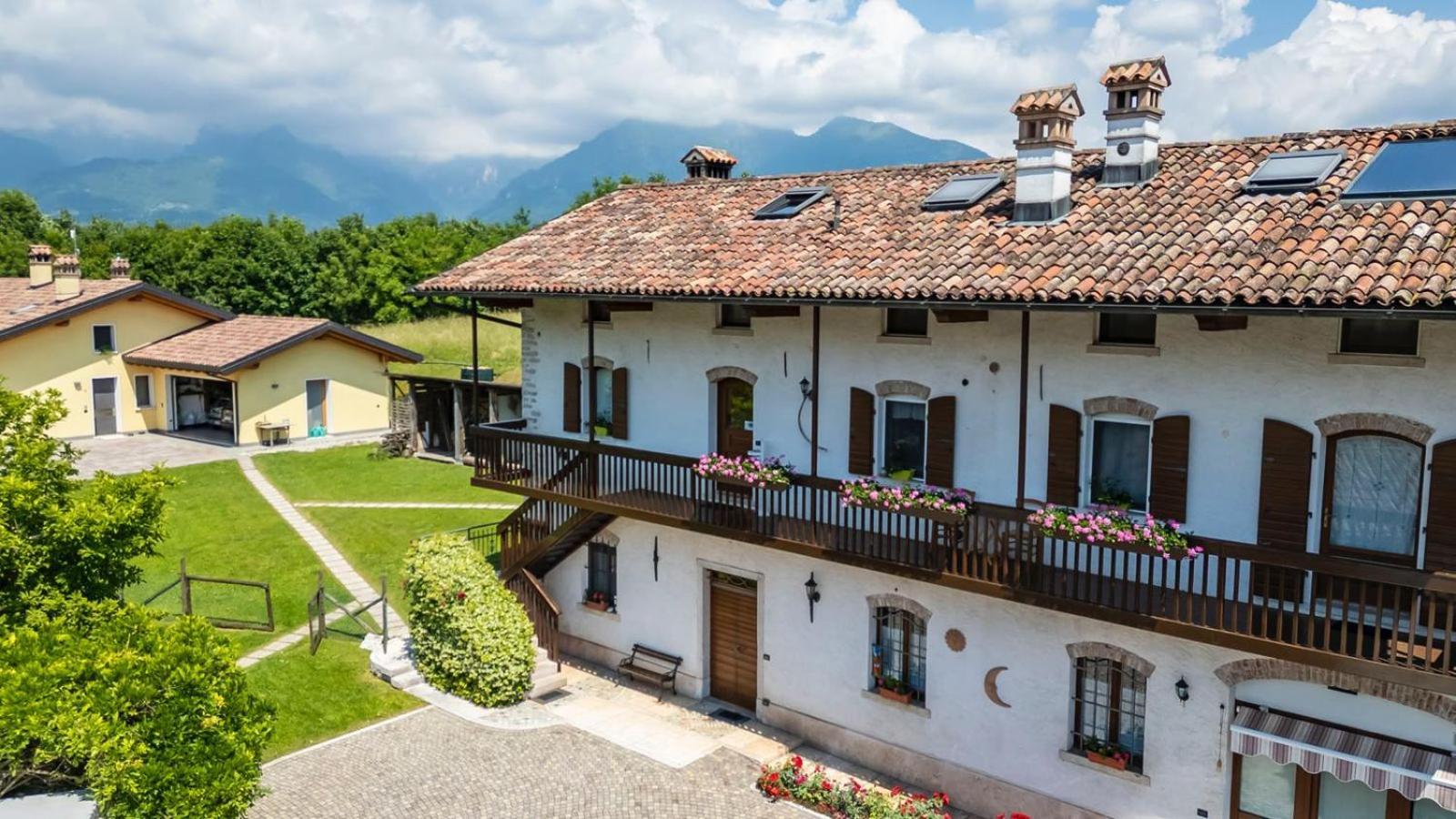 Casa Giovannella フェルトレ エクステリア 写真